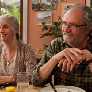 Ruth Sheen e Jim Broadbent in una immagine del film Another Year