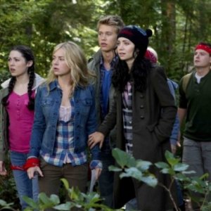 Un momento dell'episodio Camp Grounded di Life UneXpected