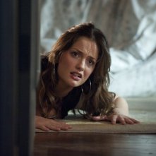 Minka Kelly in una scena del film The Roommate