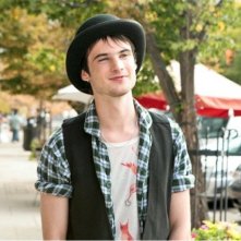 Tom Sturridge, giovane protagonista del film Waiting for Forever