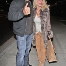 Lou Ferrigno e sua moglie fuori dal BOA Steakhouse in West Hollywood