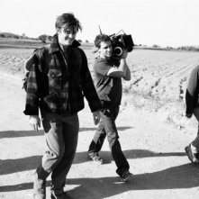 Sam Riley e la troupe sul set di On the Road