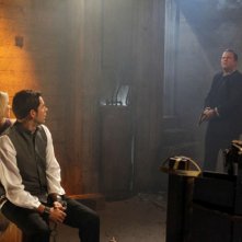 Adam Baldwin arriva a salvare Zachary Levi e Yvonne Strahovski nell'episodio Chuck Versus the Seduction Impossible