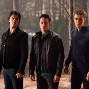 Ian Somerhalder, Michael Trevino e Paul Wesley nell'episodio Daddy Issues di Vampire Diaries