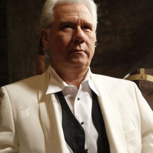 John Larroquette nel ruolo dell'Agente Roan Montgomery nell'episodio Chuck Versus the Seduction Impossible