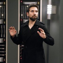 Joshua Gomez in una scena dell'episodio Chuck Versus the Push Mix