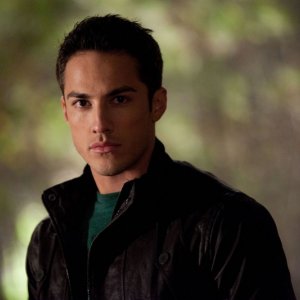 Tyler (Michael Trevino) in una scena dell'episodio Daddy Issues di Vampire Diaries
