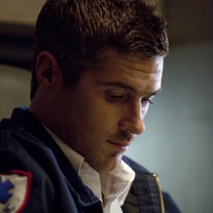 Dave Annable nell'episodio Scandalized di Brothers & Sisters