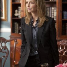 Kitty (Calista Flockhart) in una scena dell'episodio Scandalized di Brothers & Sisters