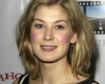 Rosamund Pike nel sequel di Scontro tra titani?