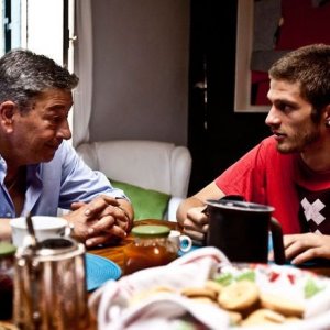 Gianni Di Gregorio con Michelangelo Ciminale in una scena del film Gianni e le donne