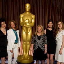 Le candidate all'Oscar per la migliore attrice non protagonista Helena Bonham Carter, Melissa Leo, Jacki Weaver, Hailee Steinfeld e Amy al Nominees Luncheon della 83. edizione degli Academy Awards