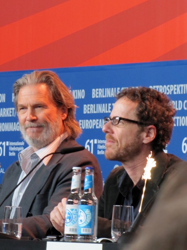 Berlinale 2011 Jeff Bridges Presenta Il Film Il Grinta Insieme Al Regista Ethan Coen 193004
