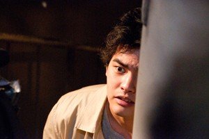 Yuya Yagira in una scena dell'horror The Shock Labyrinth 3D (2010)