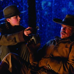 Matt Damon e Hailee Steinfeld in coppia per il film True Grit