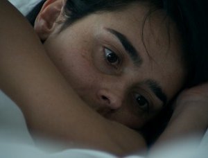 Angela Carrizosa nel film Karen llora en un bus (2010)