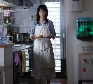 Una scena del film Kazoku X