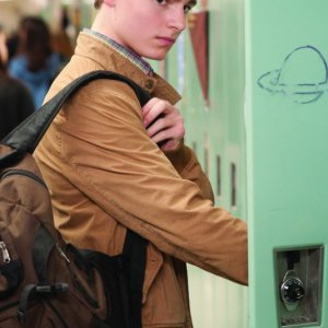 Callan McAuliffe in una scena del film Sono il numero quattro