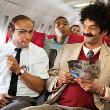 Eric Judor e Ramzy Bedia nel film Halal police d'état