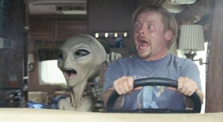 Simon Pegg in una scena divertente di Paul