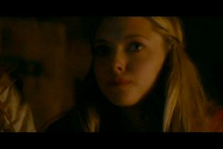 Cappuccetto Rosso Sangue - Trailer Italiano 2