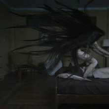 Arak Amornsupasiri in una sequenza significativa dell'horror Body