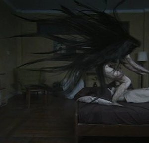 Arak Amornsupasiri in una sequenza significativa dell'horror Body