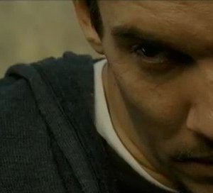 Jonathan Rhys Meyers in un primo piano inquietante dal film Shelter