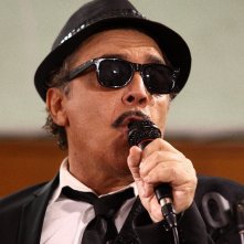 Nino Frassica in una scena di Cugino e Cugino