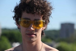 Robert Sheehan nella stagione 2 di Misfits