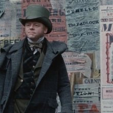 Simon Pegg in una sequenza del film Burke and Hare