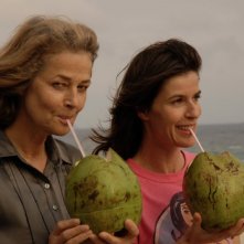 Charlotte Rampling e Irène Jacob nel film Rio Sex Comedy