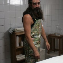 John Lynch in una scena del film film Holy Water