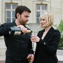 Xavier Gallais e Mélanie Laurent nel film Requiem pour une tueuse