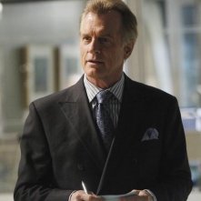 Stephen Collins nell'episodio No Ordinary Double Standard di No Ordinary Family