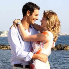 Barbora Bobulova e Raoul Bova nella fiction Come un Delfino