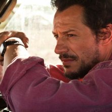 Stefano Accorsi nel film La vita facile