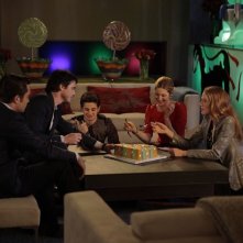 Ed Westwick, Matthew Settle, Connor Paolo, Kelly Rutherford e Blake Lively in While You Weren't Sleeping di Gossip Girl