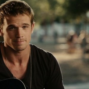 Cam Gigandet in una scena di Easy A