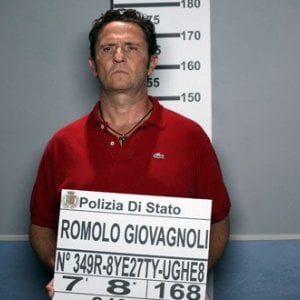 Enzo Salvi nel film Una cella in due