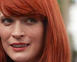 Jane Alexander in un primo piano dalla commedia Una cella in due