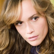 Un primo piano di Roberta Giarrusso nella seconda stagione della serie Il commissario Manara