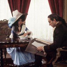 F. Murray Abraham e Elizabeth Berridge in una scena del film Amadeus (1984)