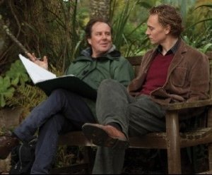 Christopher Baker e Tom Hiddleston in una scena del film Archipelago