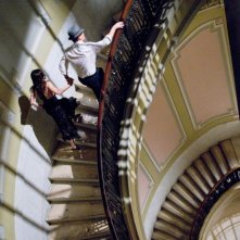 Matt Damon ed Emily Blunt in una scena del film I guardiani del destino