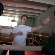 Un'immagina rubata dal set di 'Tiberio Mitri, il campione e la Miss'