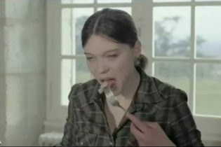 Le roman de ma femme - Trailer