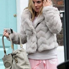 Geri Halliwell va al Highgate Dental Practice per un check up odontoiatrico