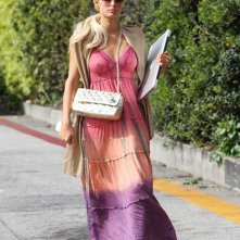 Paris Hilton va verso un salone di bellezza a Beverly Hills