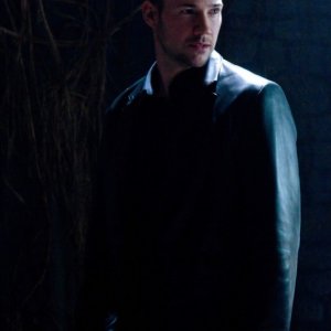 Desaad (Steve Byers) in una scena dell'episodio Masquerade di Smallville